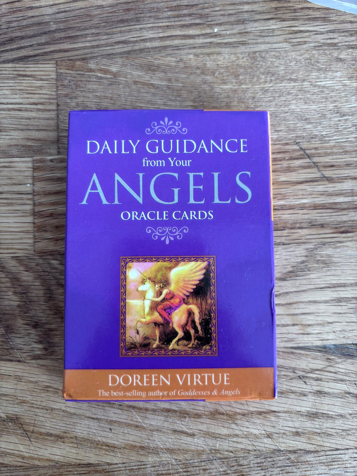 Spiritual Wellness Heroes Gift Set | Oracle Cards and Essential Oils